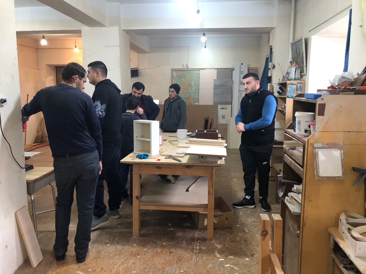 Corso di falegnameria c/o Centro Educativo e di Consulenza “Khachmeruk”